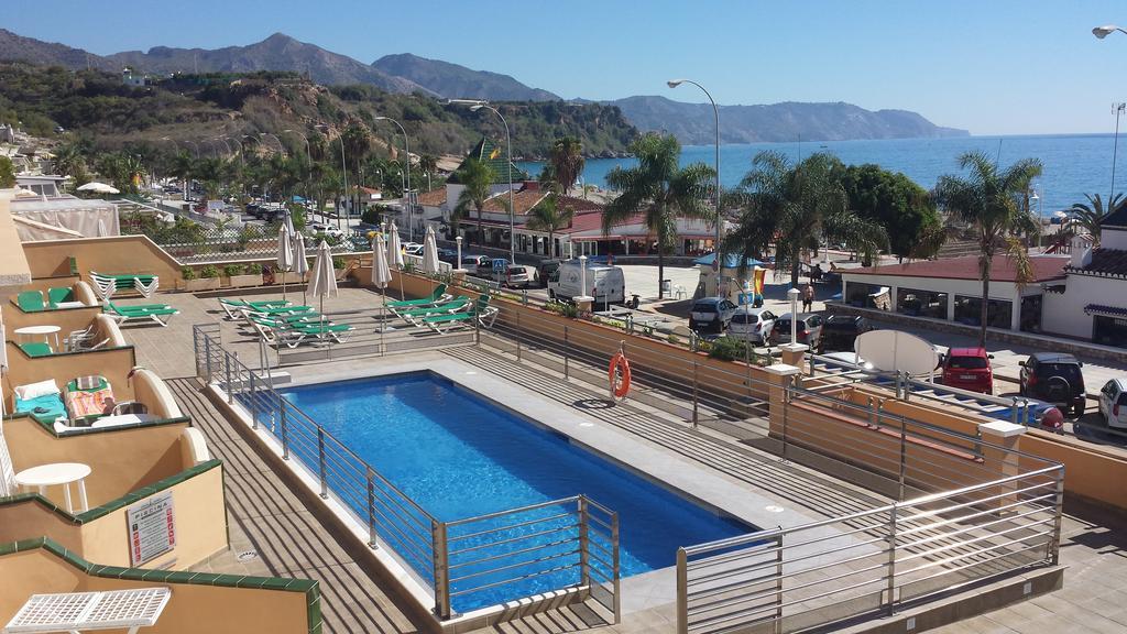 Apartamentos Nerja Bahia מראה חיצוני תמונה