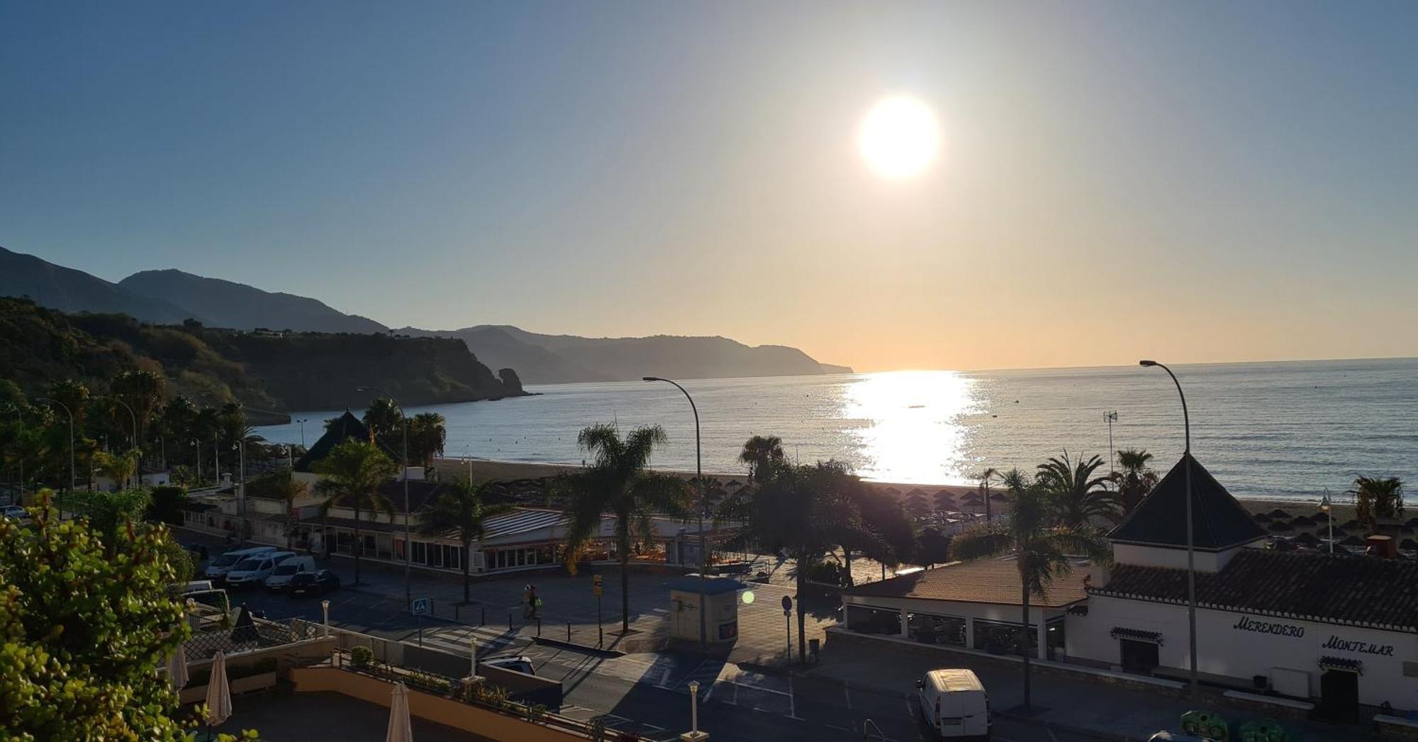 Apartamentos Nerja Bahia מראה חיצוני תמונה