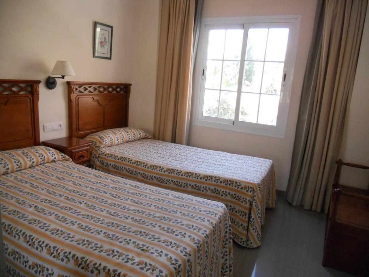 Apartamentos Nerja Bahia מראה חיצוני תמונה