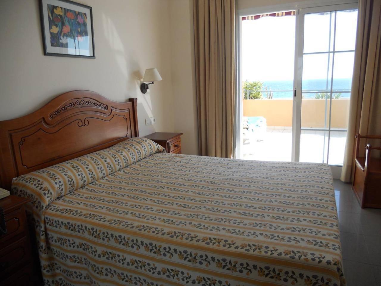 Apartamentos Nerja Bahia מראה חיצוני תמונה