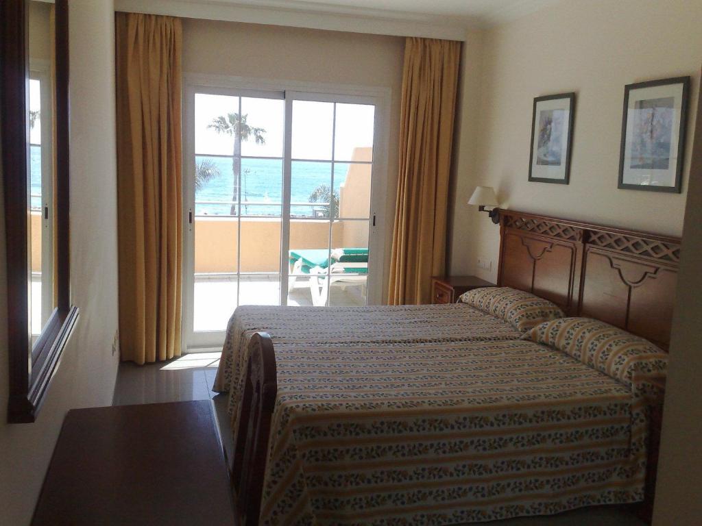 Apartamentos Nerja Bahia מראה חיצוני תמונה